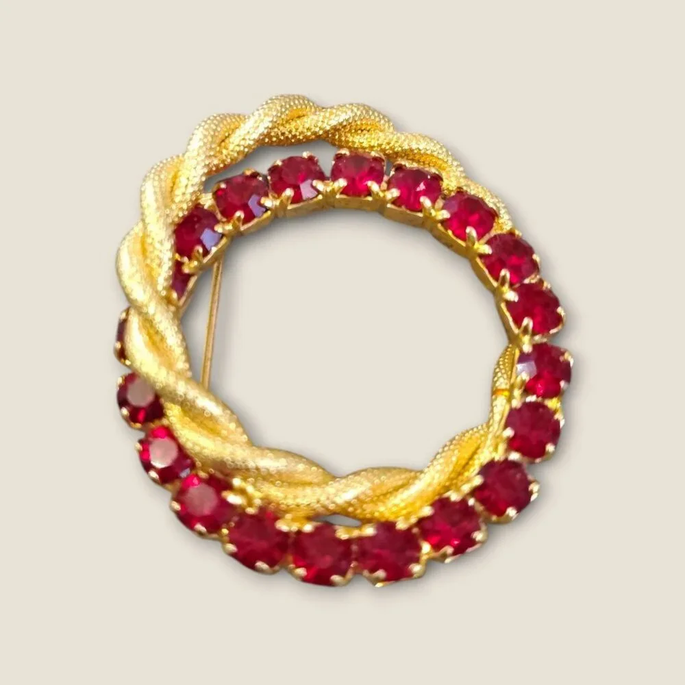 Vintage Gold-Tone Circle Brooch With Red Rhinestones & Textured Twist Design